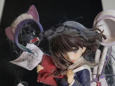 how to clean anime figures