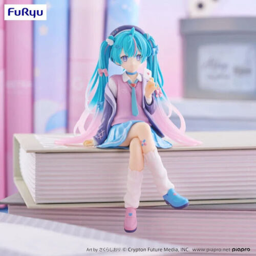 Hatsune Miku Noodle Stopper Figure Love Blazer, Navy ver. (FuRyu)