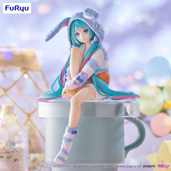 Hatsune Miku Noodle Stopper Figure Usamimi Pajama, Blue Ver. (FuRyu)