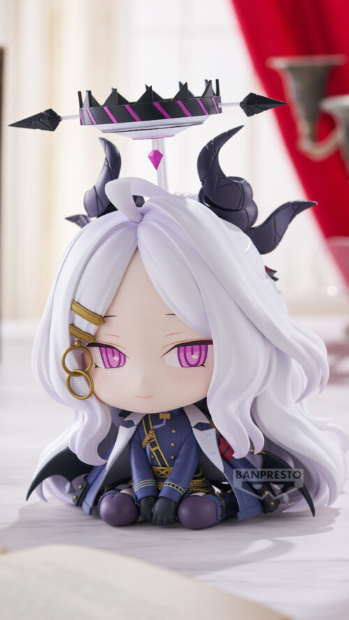 Blue Archive Sorasaki Hina Osuwari Figure (Bandai Spirits)