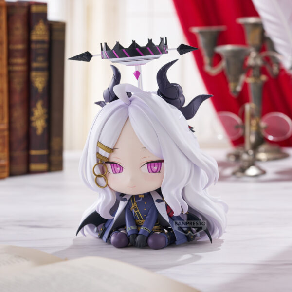 Blue Archive Sorasaki Hina Osuwari Figure (Bandai Spirits)