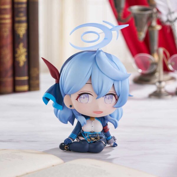 Blue Archive Amau Ako Osuwari Figure (Bandai Spirits)