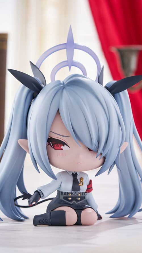 Blue Archive Shiromi Iori Osuwari Figure (Bandai Spirits)