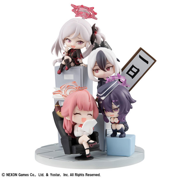 Blue Archive Aru, Mutsuki, Kayoko, Haruka FigUnity (MegaHouse)