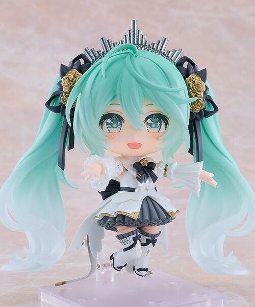 Vocaloid Hatsune Miku Nendoroid (#3079) Symphony 10th Anniversary Ver. (Good Smile Company)