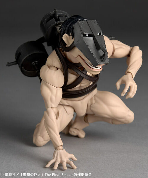 Attack on Titan Cart Titan Amazing Yamaguchi Revoltech (Kaiyodo)
